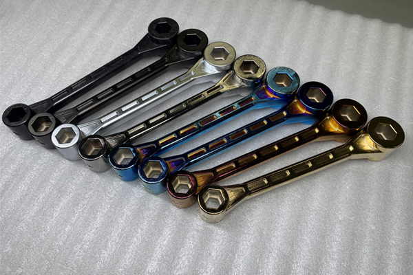 CFRP めっき 加工 事例